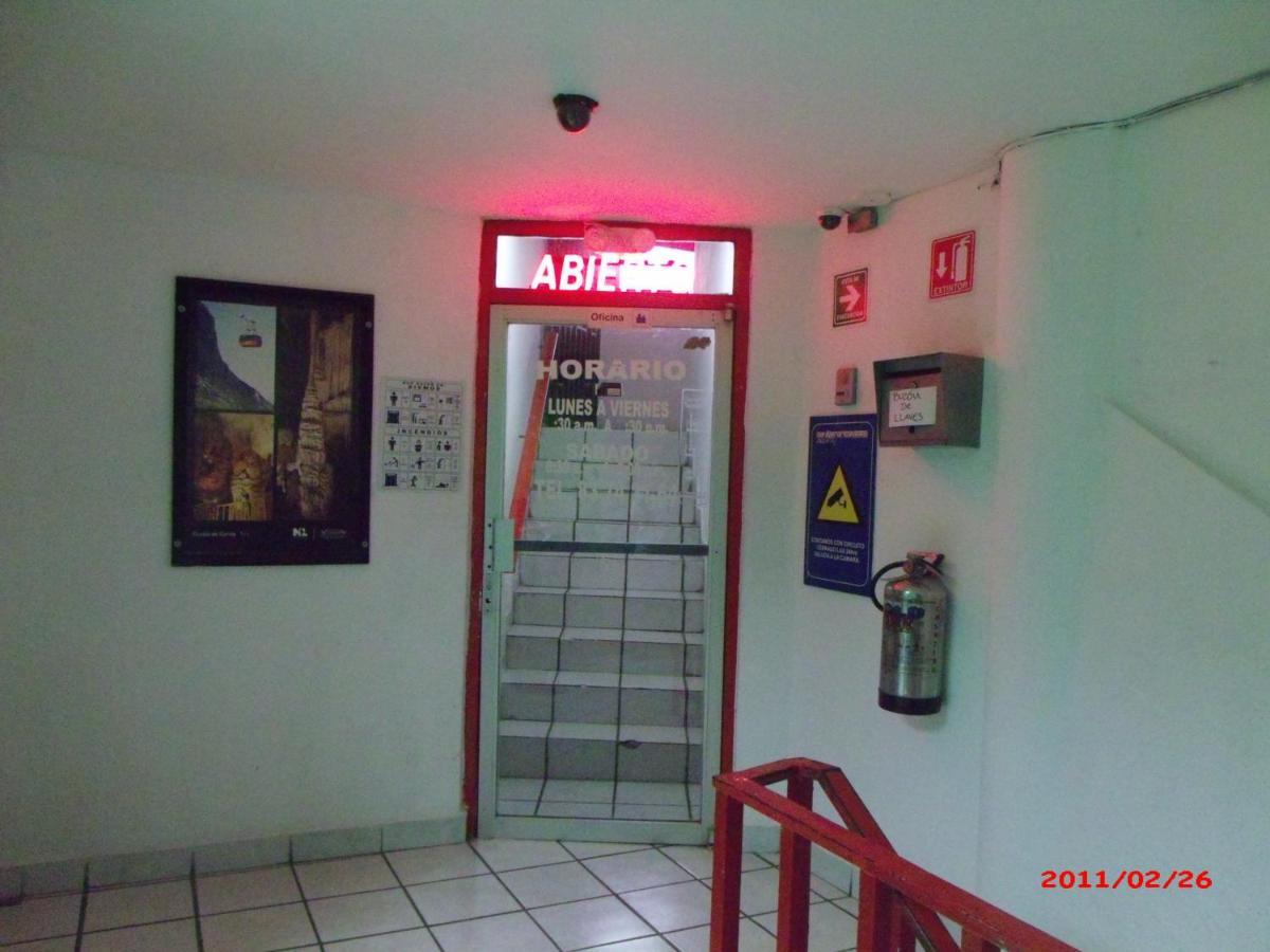 Hotel Soyforaneo Monterrey Zewnętrze zdjęcie